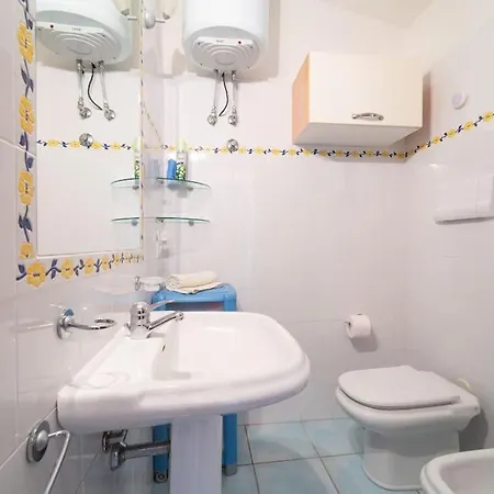 200m Dal Mare Giardino Piscina Lejlighed *